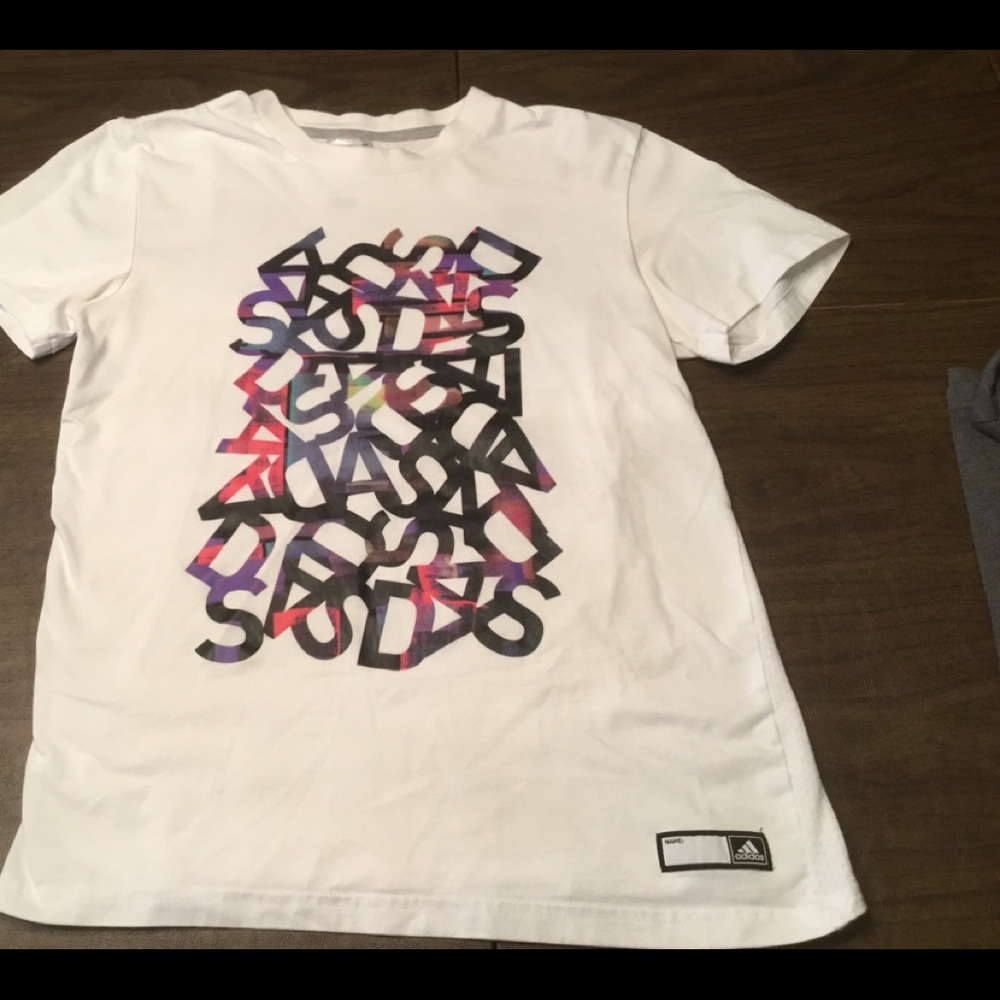 Adidas unique t-shirt white vented back Sz S